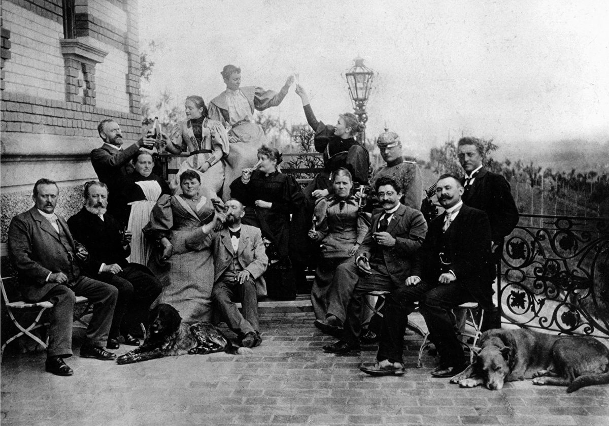 1897 Terrasse