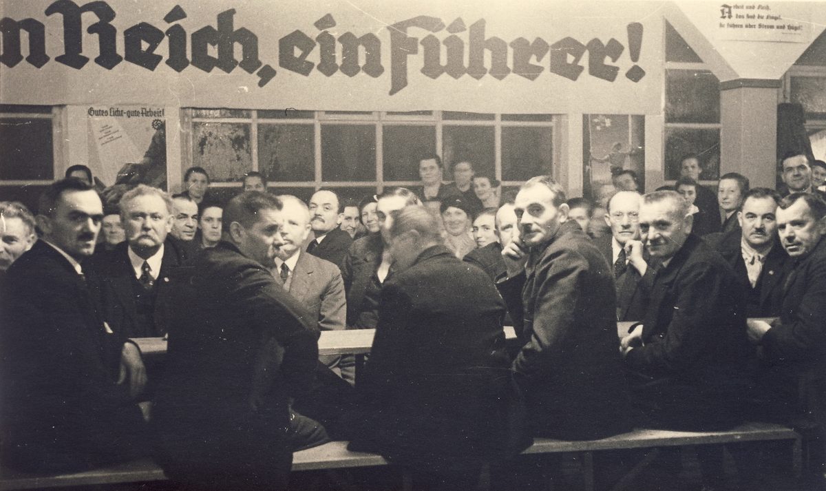 1919-1945-67