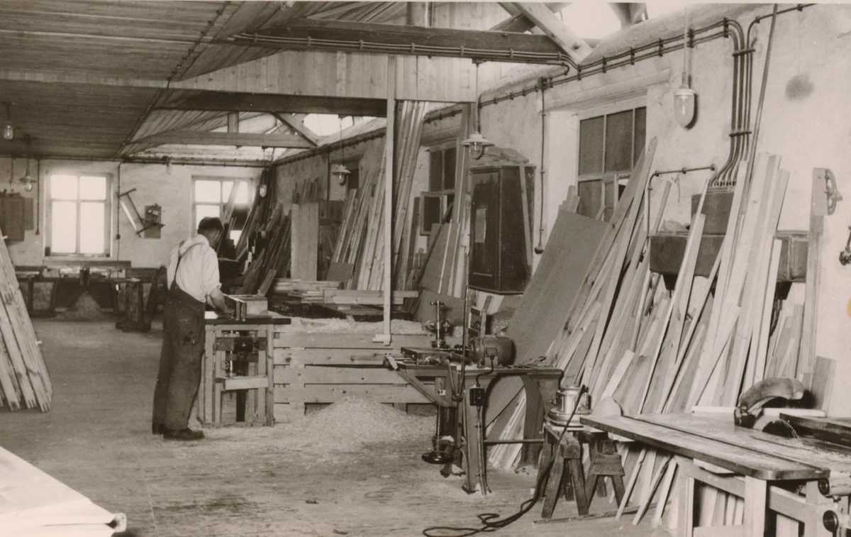 1953-fotoserie-über-die-firma-11