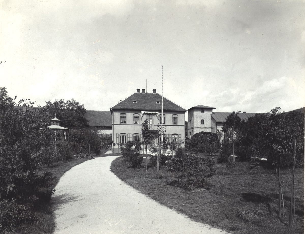 ca 1910